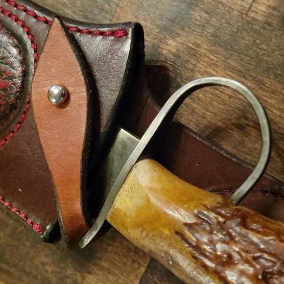 🔴 Bone A Fyde Rare Knife with Red Wildebeest Sheath – Handcrafted Exotic - Picture 7 of 7
